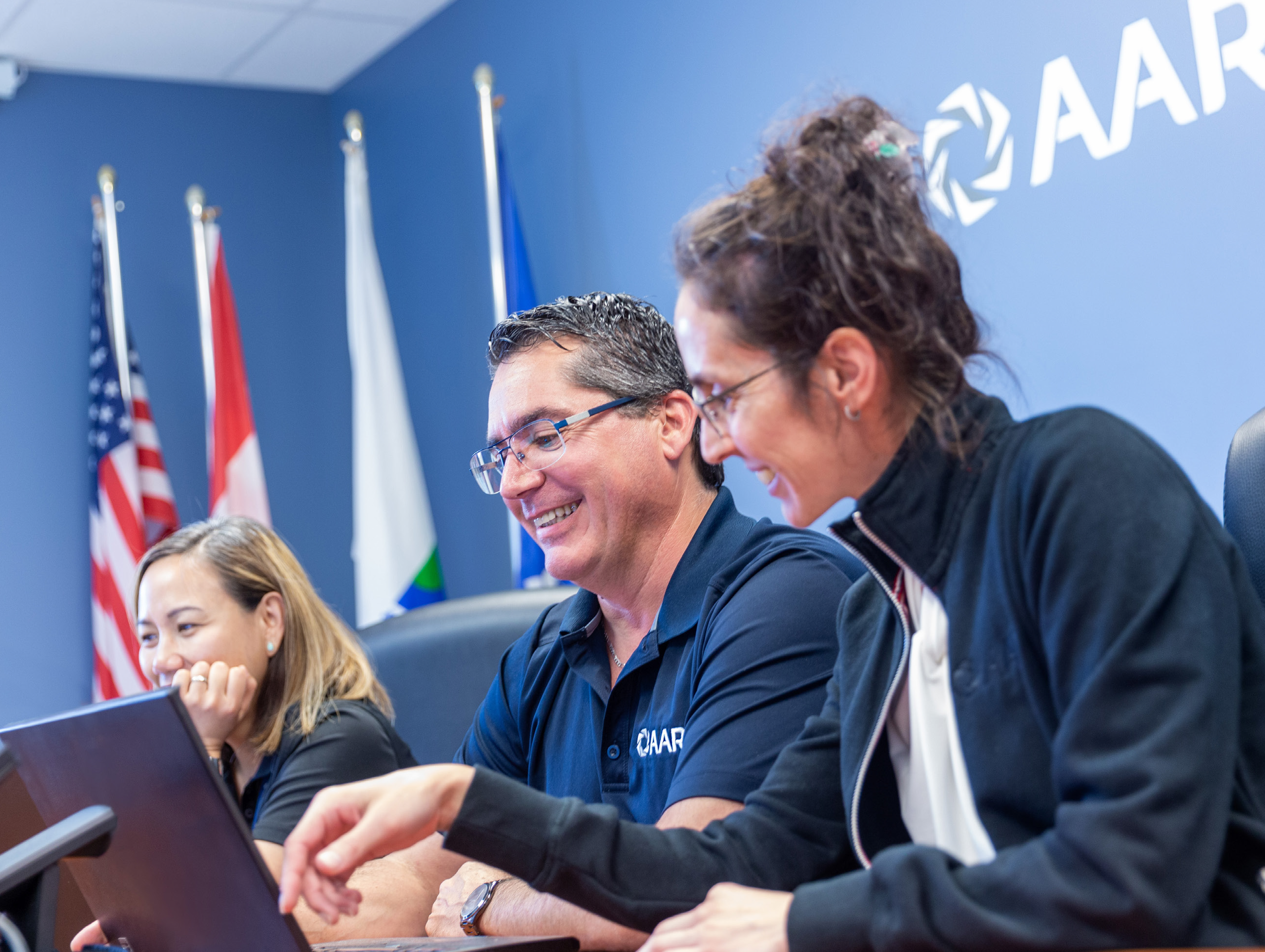 Trois Rivieres employees working Trois Rivieres employees working