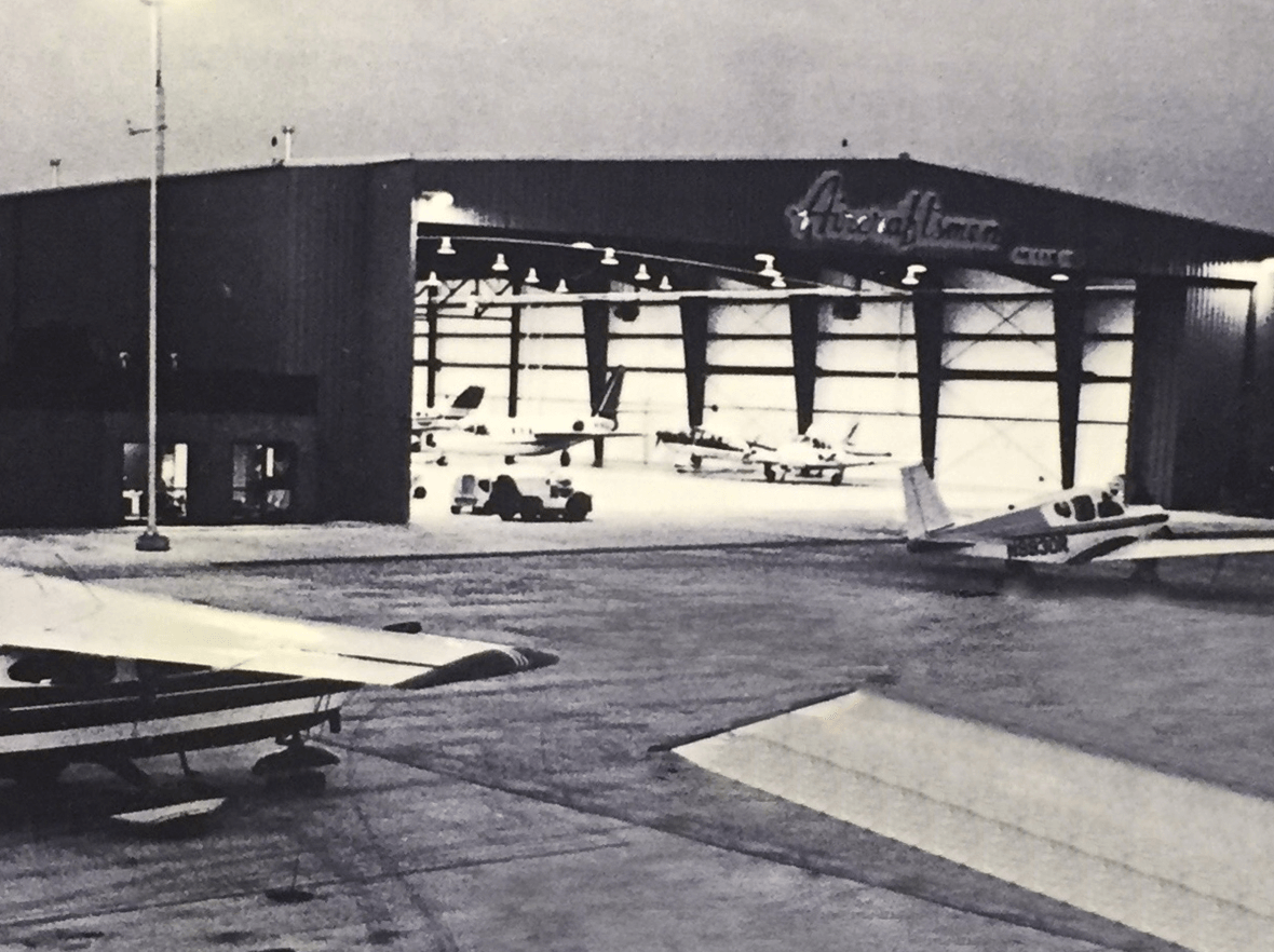 Oklahoma City hangar at Will Rogers Airport
